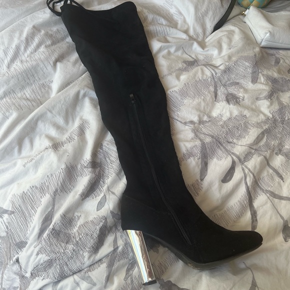 Over-the-knee heeled boots - size 9 - Picture 4 of 10
